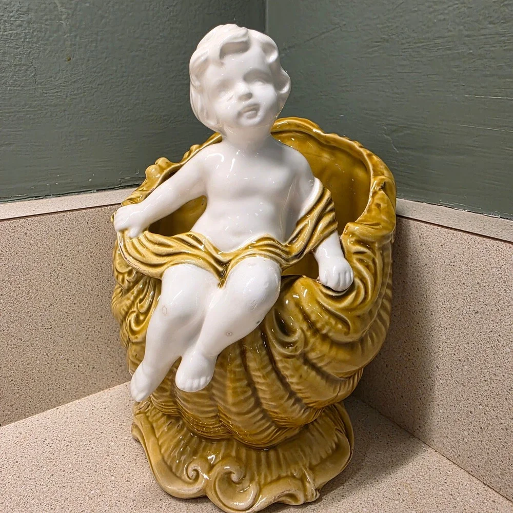 Brody Ceramic Cherub Shell Planter N-270‎ Yellow White Mid Century Cornucopia